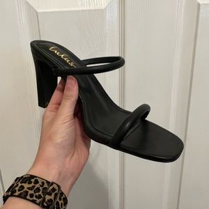 Lulu’s Heeled Sandal